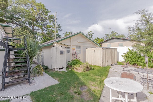 Building Photo - 1806 Landon Ave