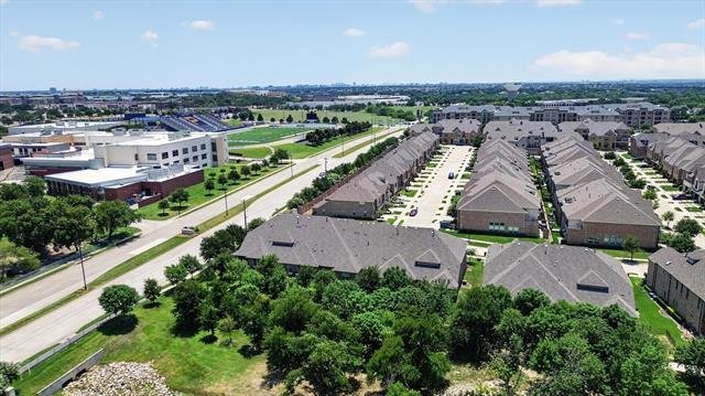 Building Photo - 2873 Creekway Dr