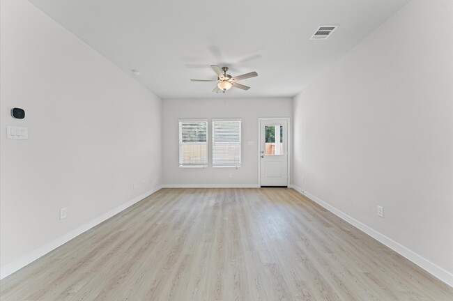 Building Photo - 259 Brazen Frst Trl