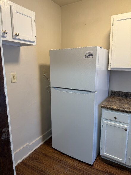 Building Photo - 502 N 39th St