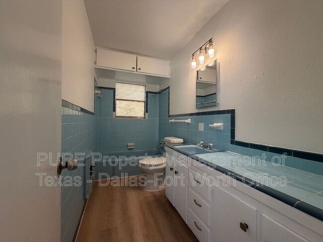 Building Photo - 6222 W Poly Webb Rd