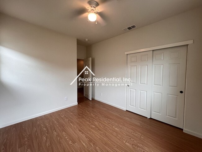 Building Photo - Beautiful 4bd/2.5ba Folsom Home with 2 Car Garage!