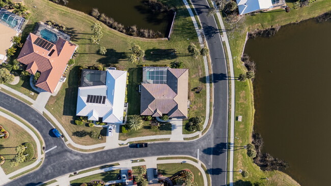 Building Photo - Turkey Furnished 3 Bed Pool Home in Venice