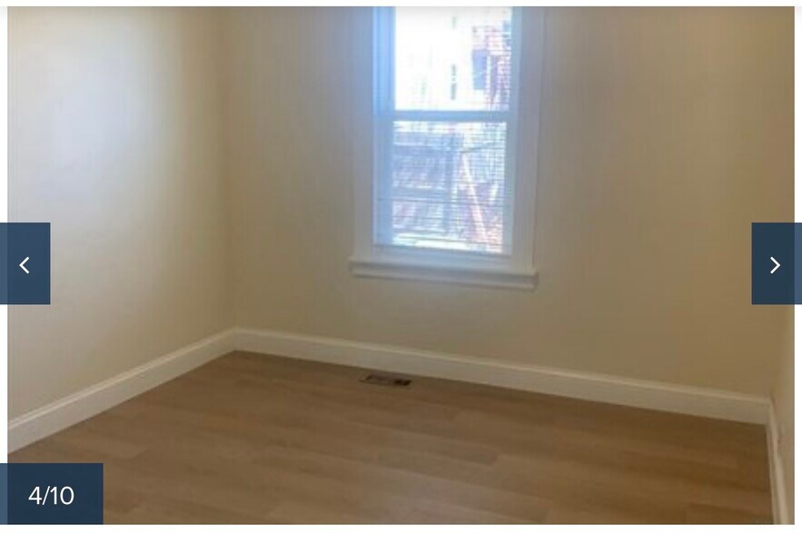 Building Photo - 58 Chapin St