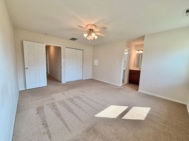 Building Photo - 1012 Antioch Cir