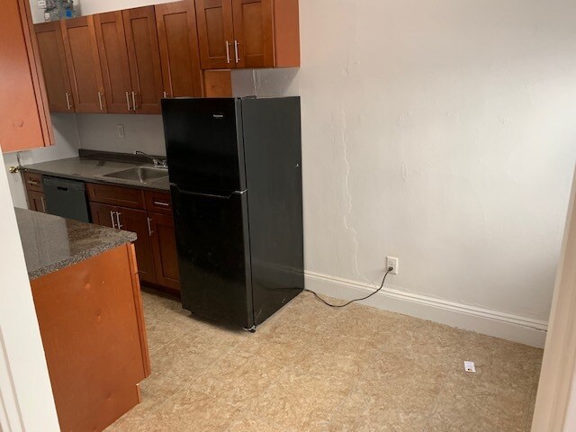 Building Photo - 1111 Boylston St