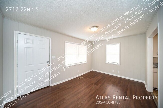 Building Photo - 2712 22nd St