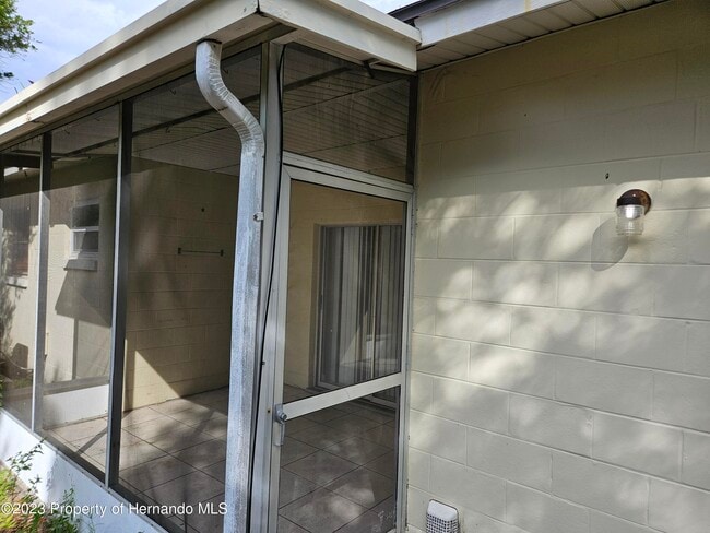 Building Photo - 4623 Cynthia Ln