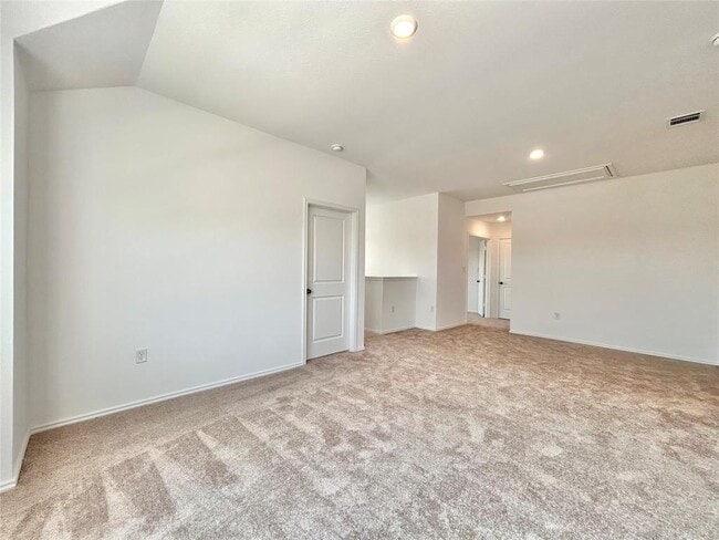 Building Photo - 519 Vantage Dr