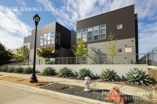 Building Photo - 1408 S Jennings Ave