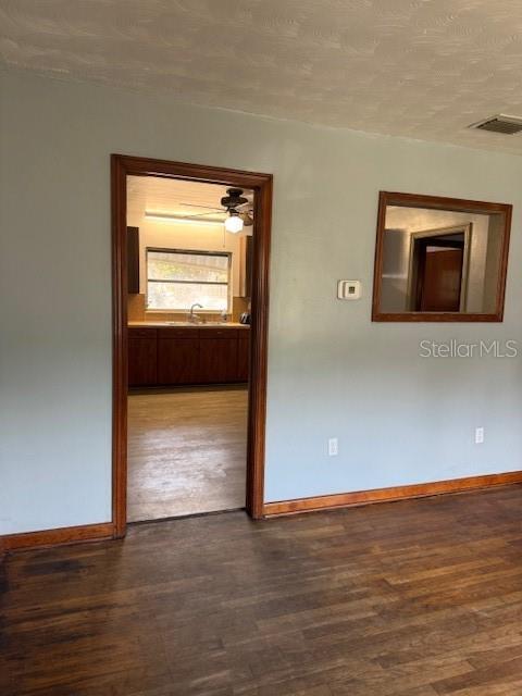 Building Photo - 5841 SE Babb Rd