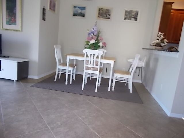 Building Photo - 1551 SE Wilshire Pl