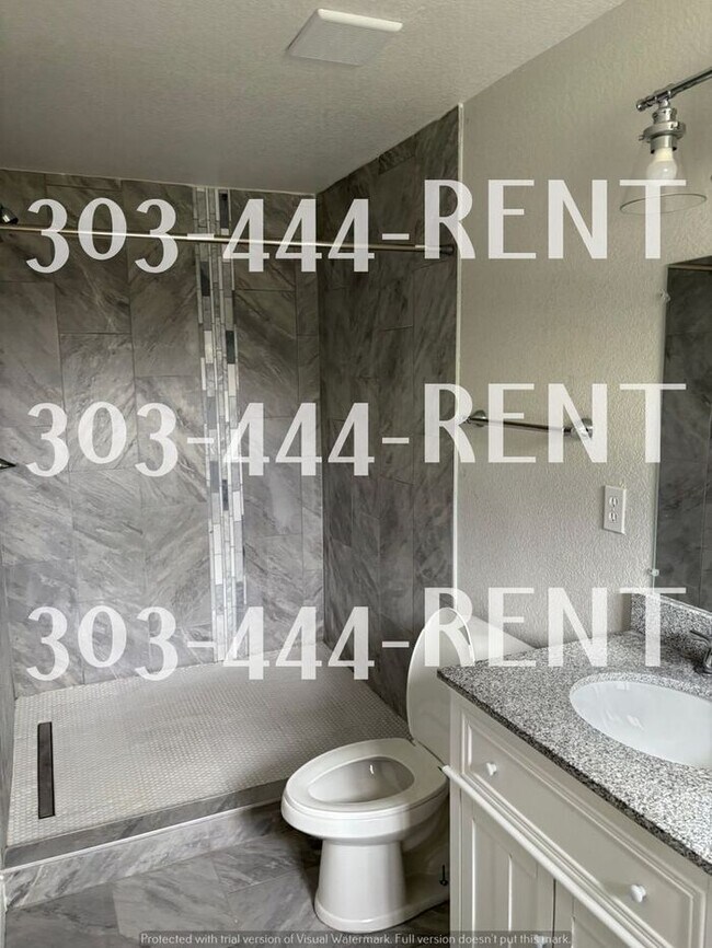 Building Photo - Welcome to this stunning 3-bedroom, 2-bath...