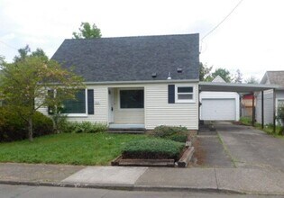 Building Photo - 3Bd/1.5Ba Two Story House - Available to View!