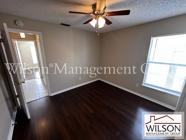 Building Photo - 2843 Crofton Way