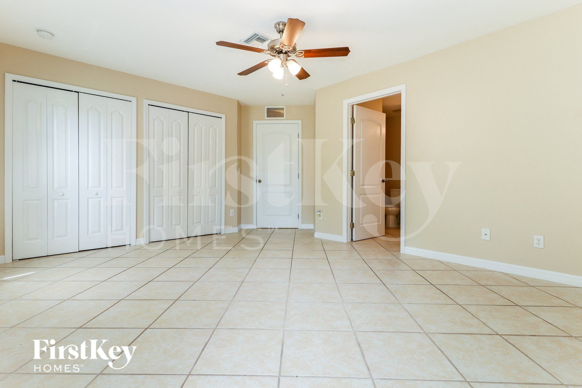 Building Photo - 314 Shore Dr