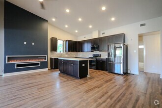 Building Photo - 13257 Bridgeview Ln