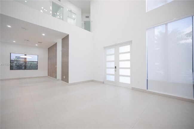 Building Photo - 8842 NW 161st Terrace