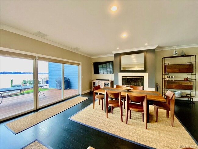 Building Photo - 131 6th St