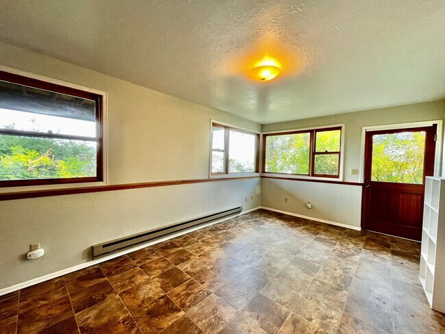 Building Photo - Spectacular Olympic Mountain and Hood Canal Views from Poulsbo Waterfront Home!