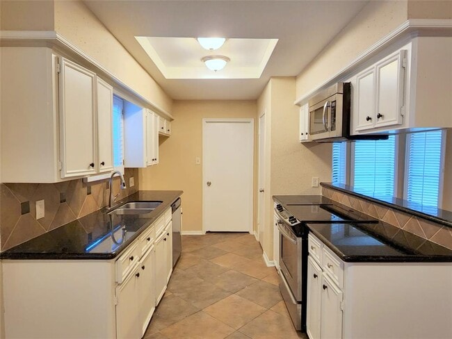 Building Photo - 13215 Frank Ln