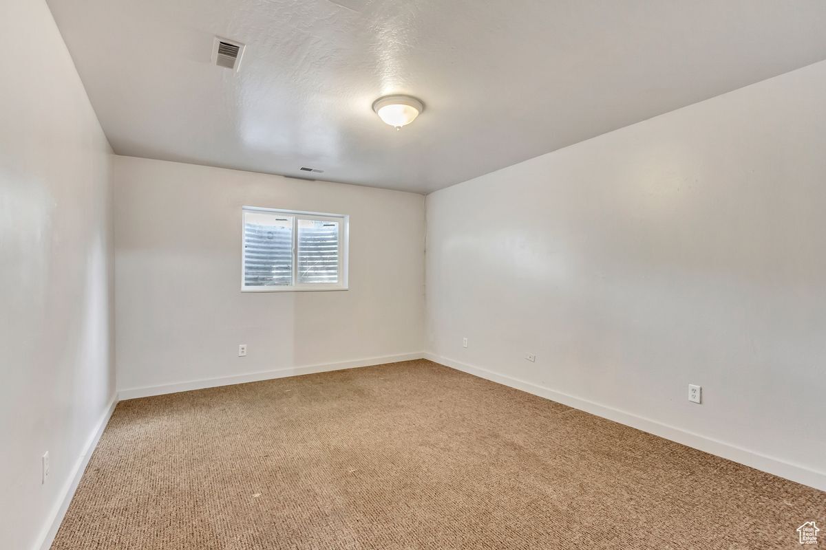 Building Photo - 505 Mansfield Ave S