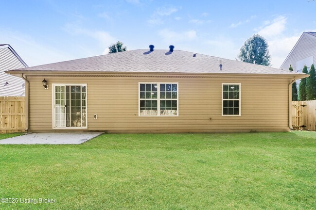 Building Photo - 7116 Blue Stream Ct