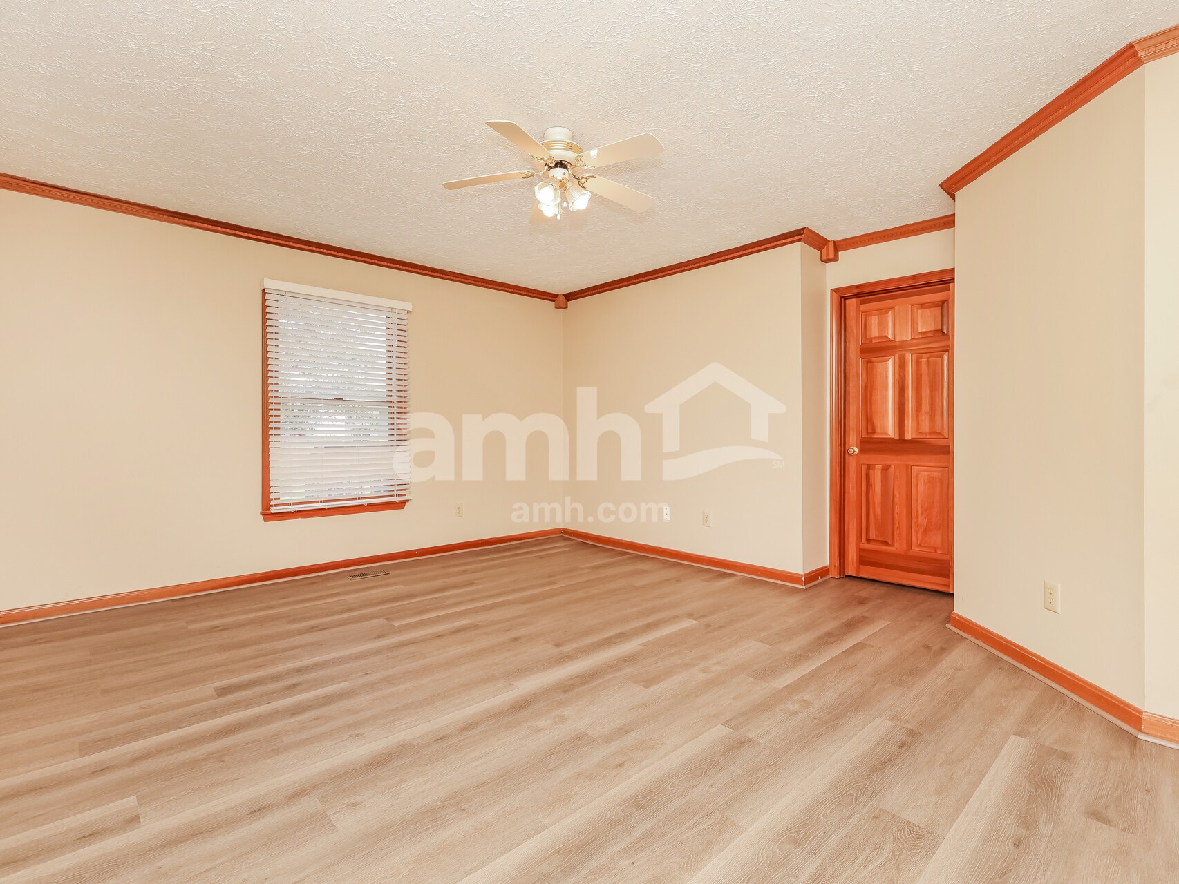 Building Photo - 2630 Alexander Ct