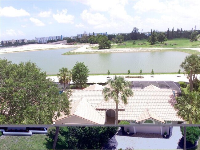 Building Photo - 2748 Oak Tree Ln