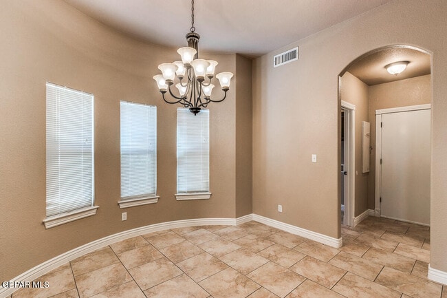 Building Photo - 3654 Almond Beach Dr