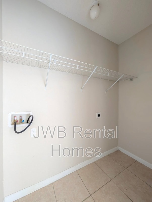 Building Photo - 2851 Yellow Pine Ct