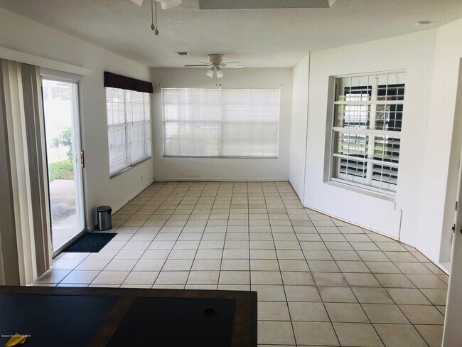 Building Photo - 1256 Winding Meadows Rd