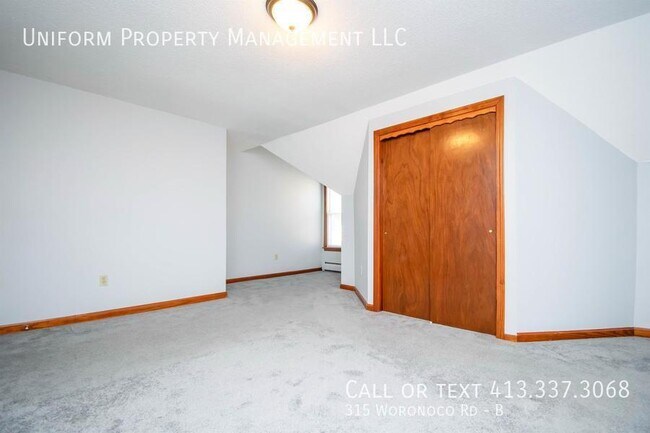 Building Photo - 315 Woronoco Rd