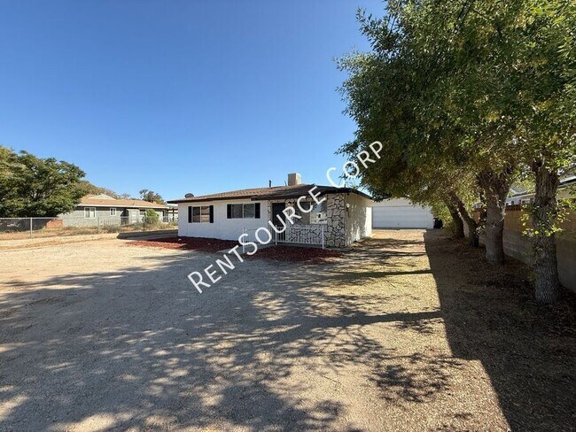Building Photo - 4318 Ave L 2