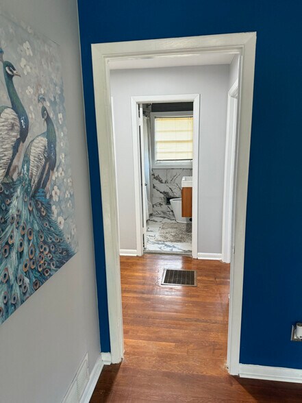 Building Photo - 153 Oakcliff Ct NW