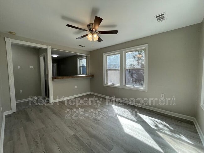 Building Photo - 5974 Byron Ave