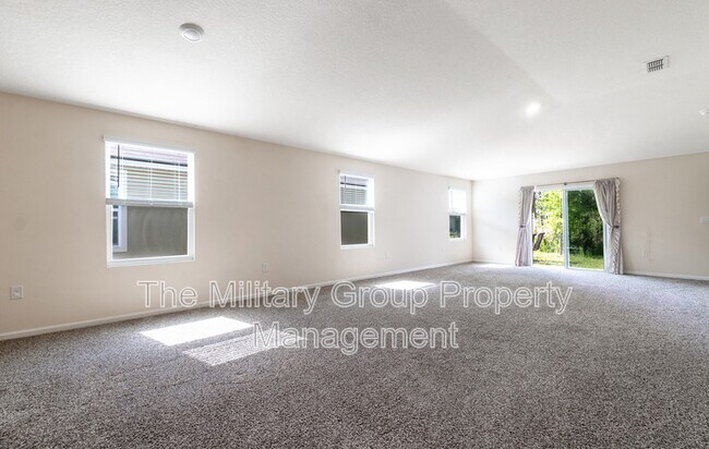 Building Photo - 15668 Strawberry Roan Ct