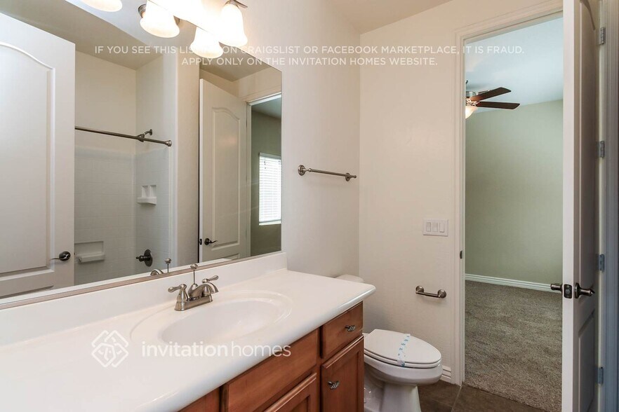 Building Photo - 229 S Trenton