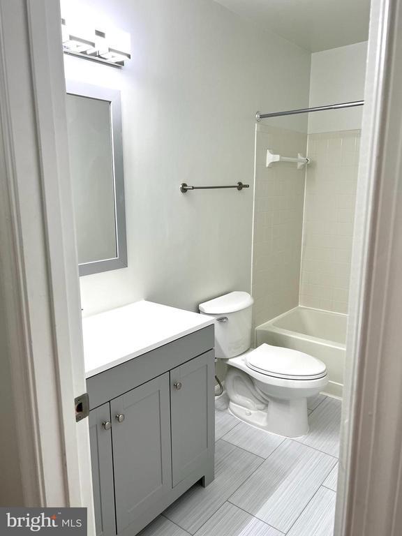 Building Photo - 14847 Winding Loop