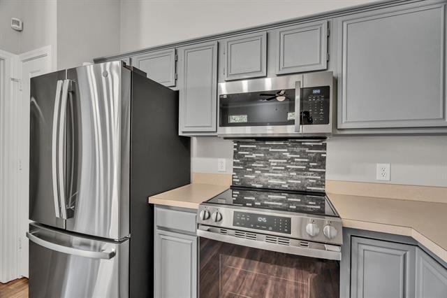 Building Photo - 5927 Sagebrush Trail