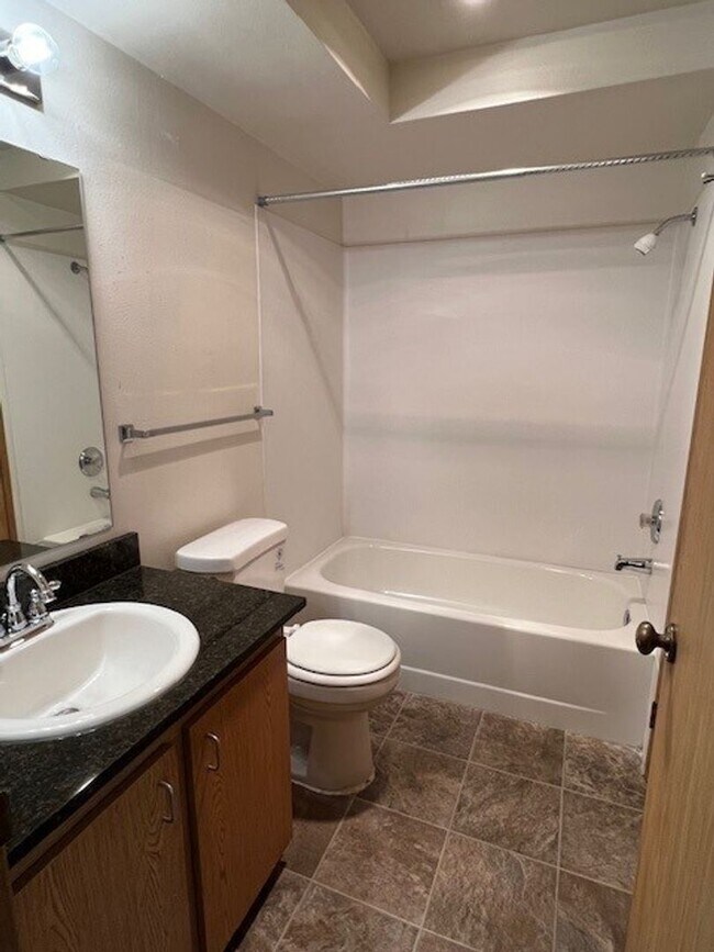 Interior Photo - Washington Court