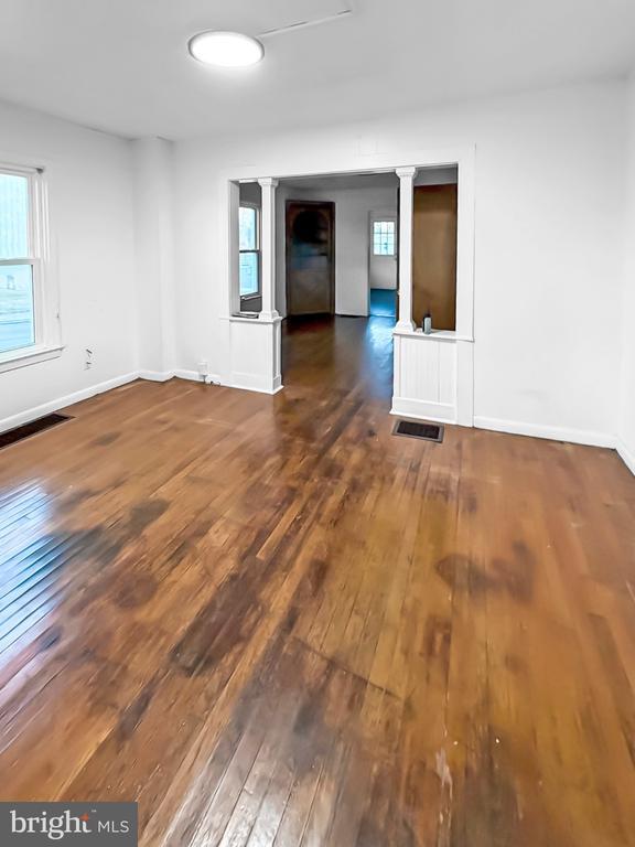 Building Photo - 488 McDowell Ave