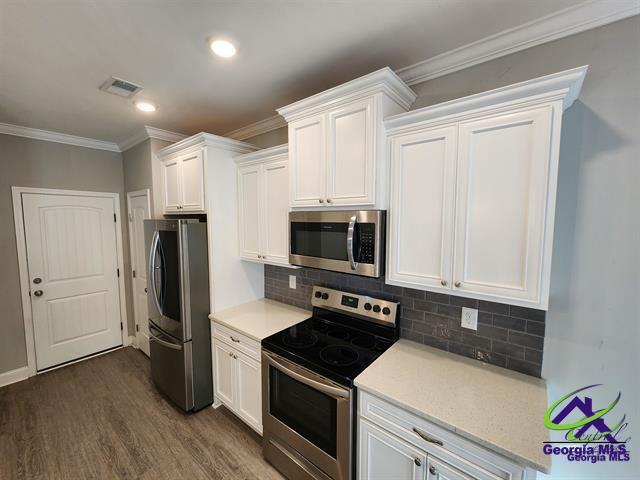 Building Photo - 205 Laurel Springs Dr