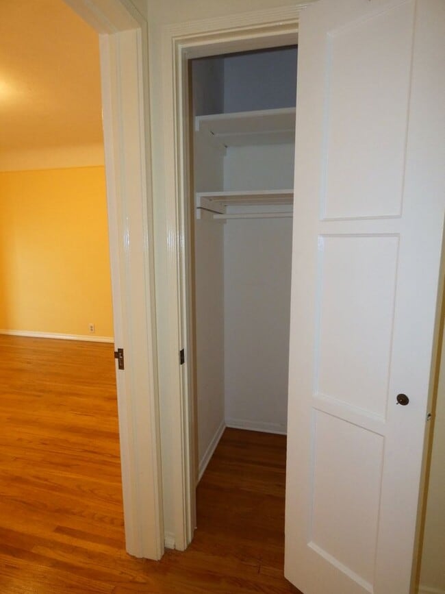 Building Photo - *Available NOW in Whittier!*