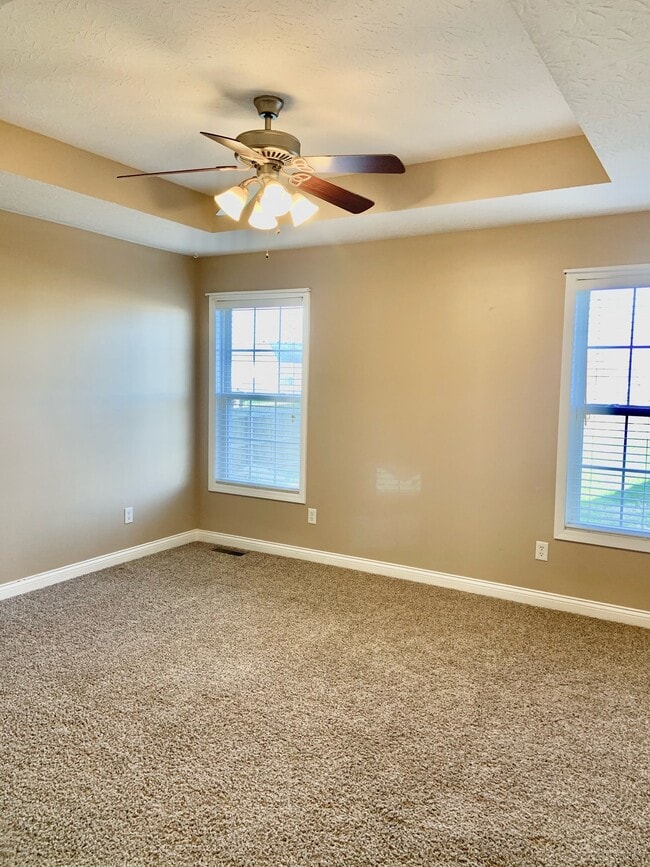 Building Photo - 115 Kodiak Ct