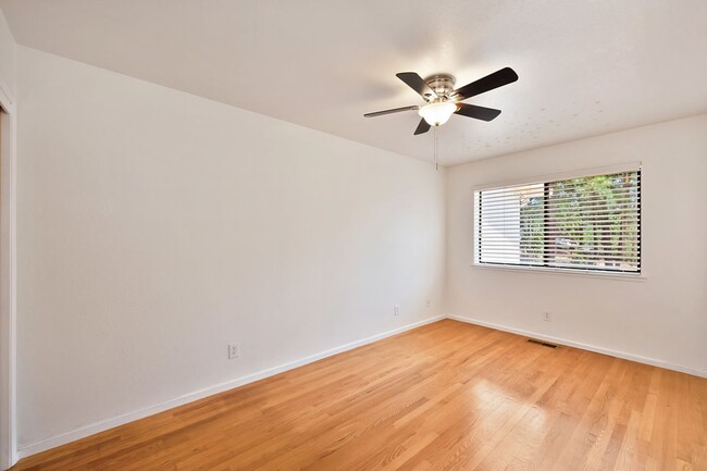 Building Photo - 3-Bedroom Home on a Foresthill Cul-de-Sac