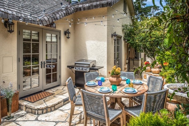 Building Photo - 2505 2nd Ave