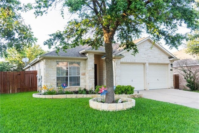 Building Photo - 3660 Pine Needle Cir