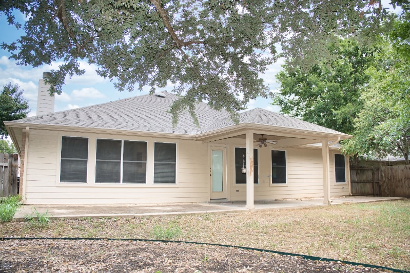 Building Photo - 1507 Hollyhock Ct