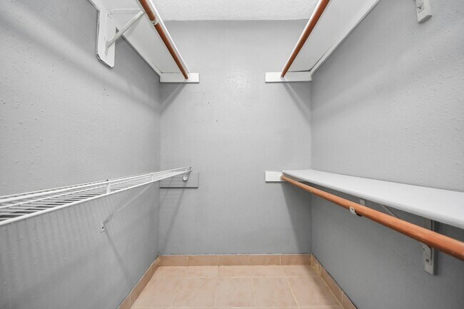 Building Photo - 9211 Autumn Harvest Dr